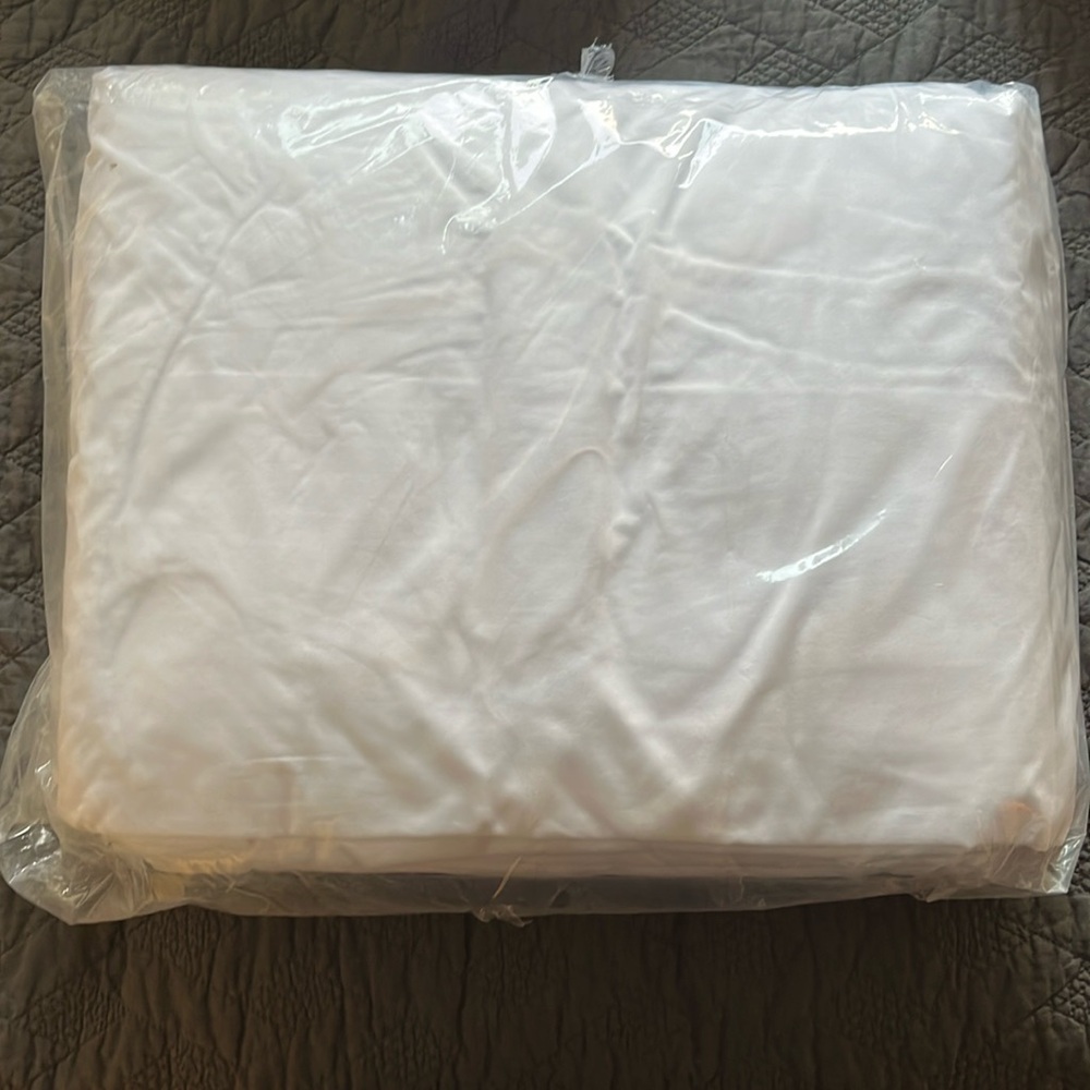 Twin Fitted Sheets - pack of 12